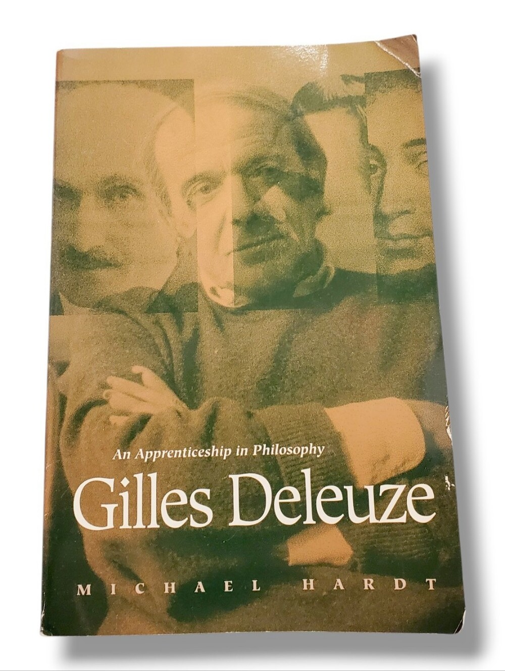 Gilles Deleuze: An Apprenticeship In Philosophy by Michael Hardt (English) Paper